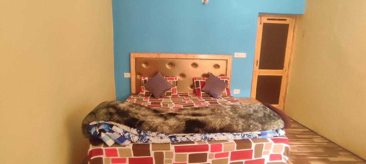 Noor Guest House Leh Bagian luar foto