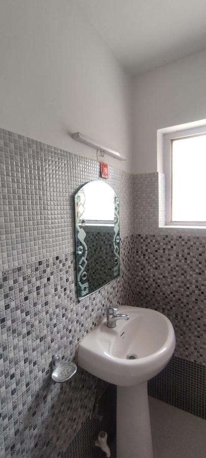 Noor Guest House Leh Bagian luar foto