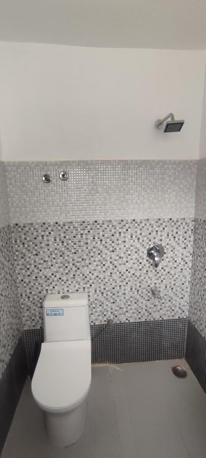 Noor Guest House Leh Bagian luar foto